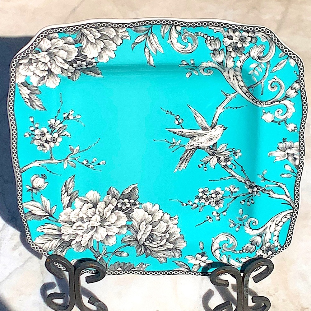 222 FIFTH ADELAIDE TURQUOISE SQUARE DINNER PLATE 11 INCH NEW BIRD